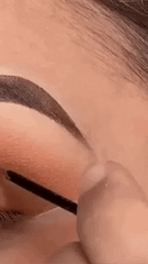 💎 Sparkle Diamond – Multi-Use Glitter Eyeliner by SHEGLITTARY