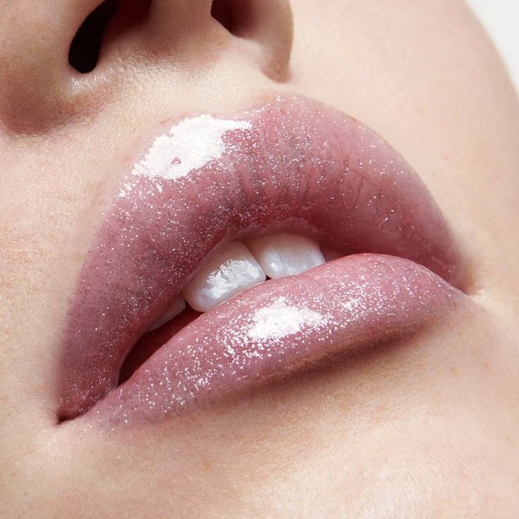 🌼 Blossom – High Gloss Plumping Lip with SPF - SHEGLITTARY🌼 Blossom – High Gloss Plumping Lip with SPFSHEGLITTARY