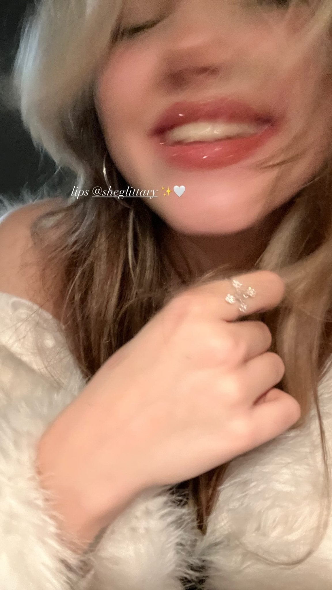 Pretty Glitter Lip Kit - SHEGLITTARYPretty Glitter Lip KitSHEGLITTARY