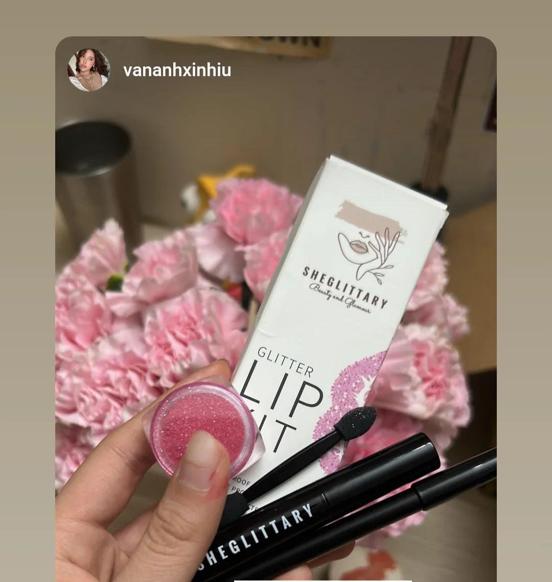 Pretty Glitter Lip Kit - SHEGLITTARYPretty Glitter Lip KitSHEGLITTARY