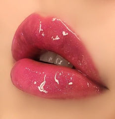 Candy A High Gloss Plumping Lip with SPF - SHEGLITTARYCandy A High Gloss Plumping Lip with SPFSHEGLITTARY