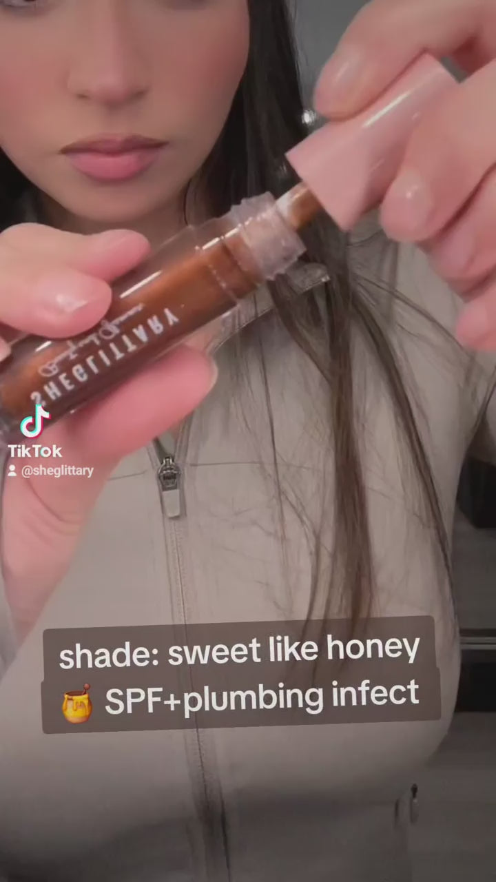 🍯 Sweet Like Hunny – High Gloss Plumping Lip with SPF