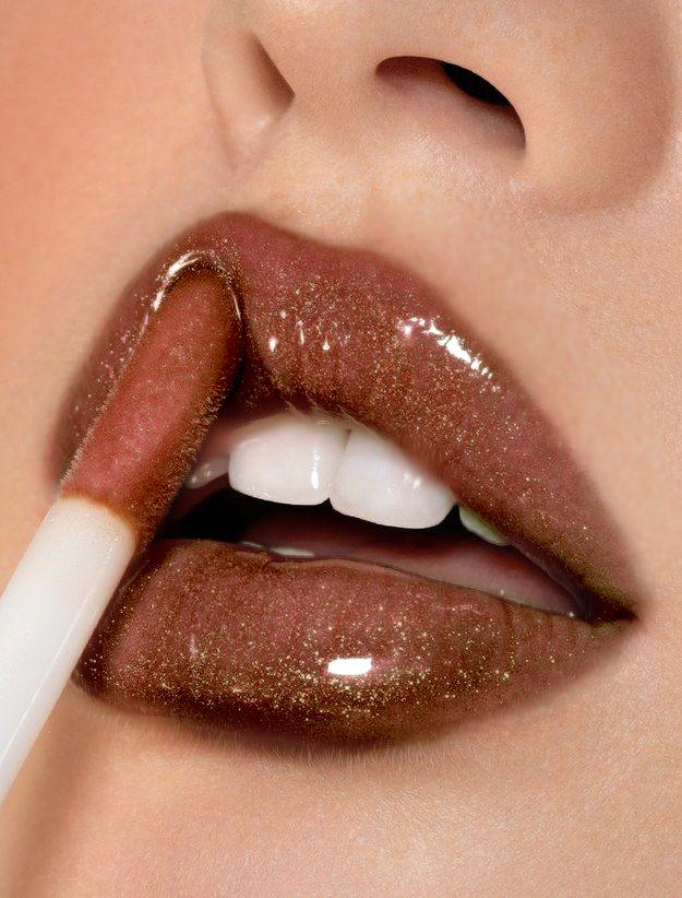 🍯 Sweet Like Hunny – High Gloss Plumping Lip with SPF - SHEGLITTARY🍯 Sweet Like Hunny – High Gloss Plumping Lip with SPFSHEGLITTARY